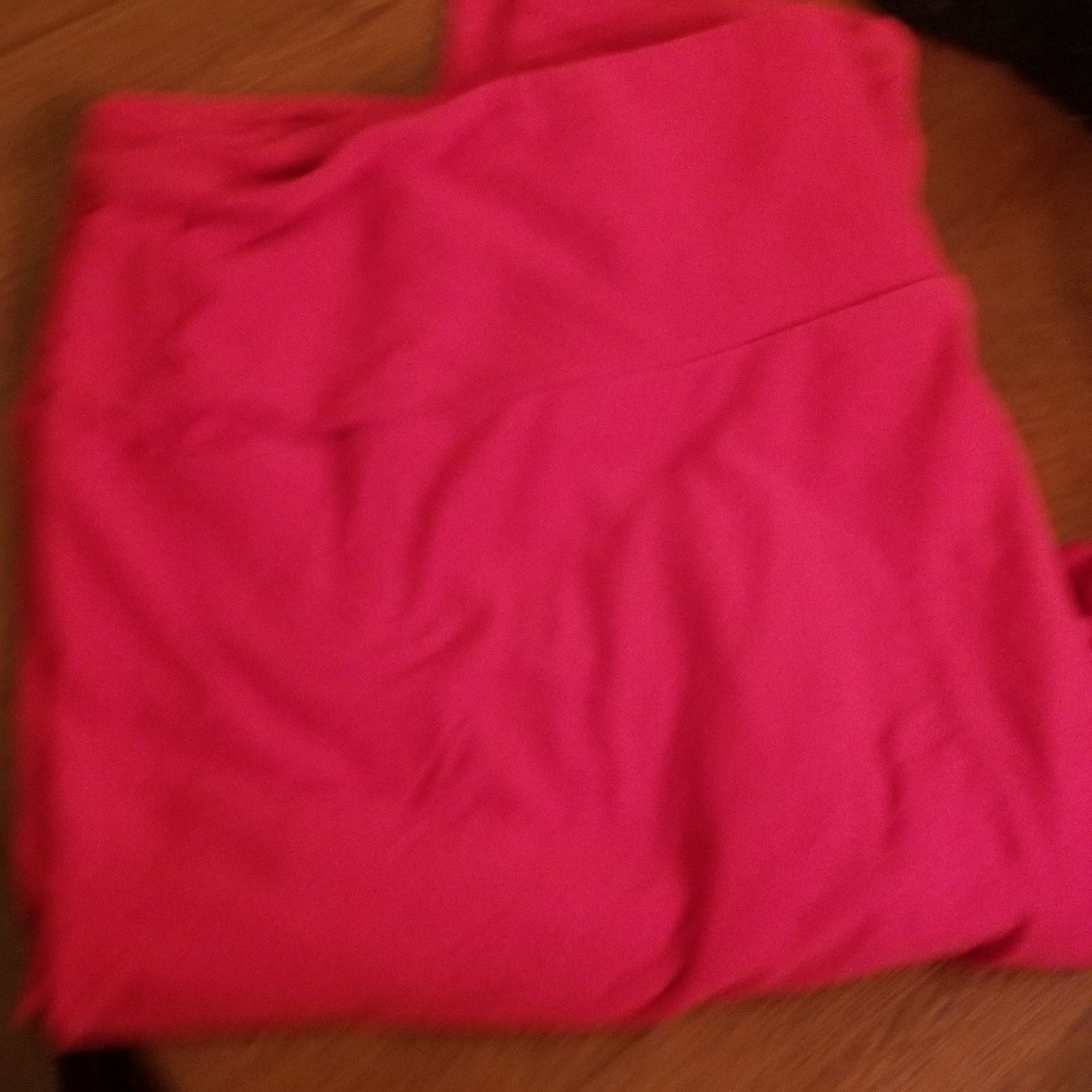 LLR SOLID COLOR LEGGINGS RED TC